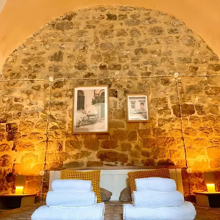 Old Stone House Apartment
