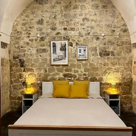 Apartment Old Stone House